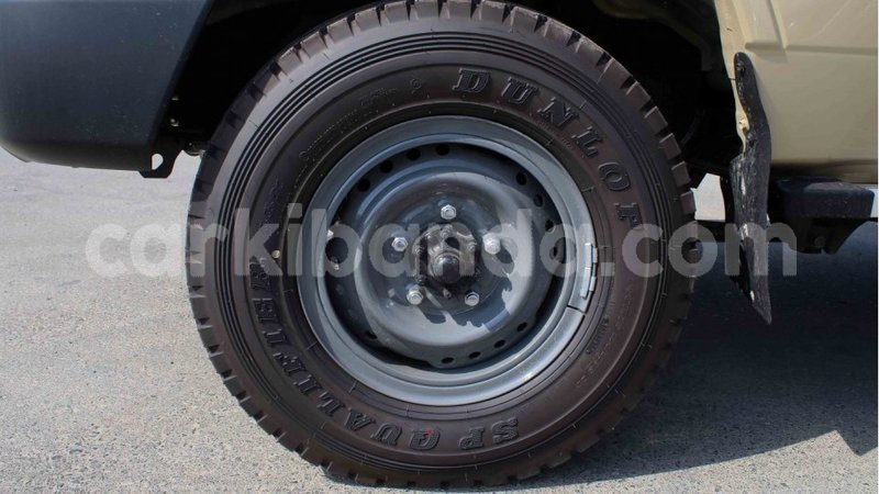Big with watermark toyota land cruiser uganda import dubai 8970
