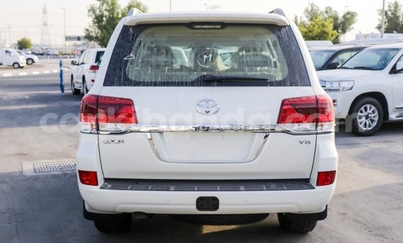 Buy Import Toyota Land Cruiser White Car in Import - Dubai in Uganda Buy Import Toyota Land Cruiser White Car in Import - Dubai in Uganda