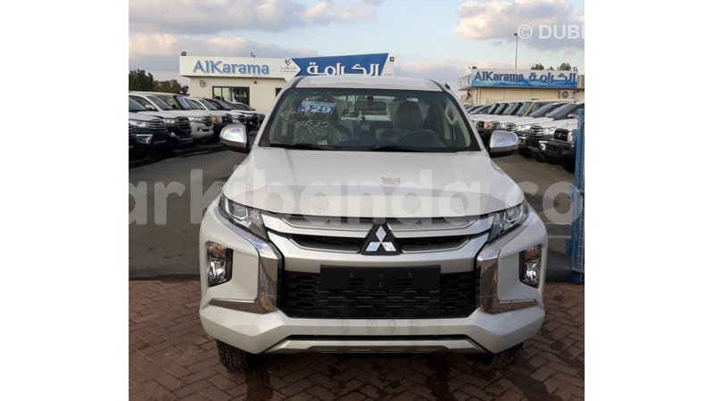 Big with watermark mitsubishi l200 uganda import dubai 8972
