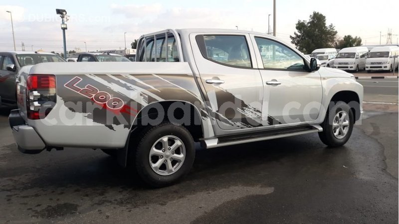 Big with watermark mitsubishi l200 uganda import dubai 8972