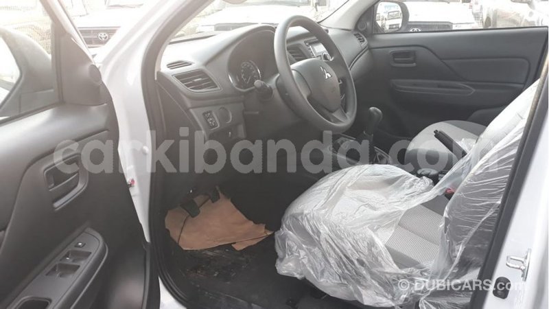 Big with watermark mitsubishi l200 uganda import dubai 8973