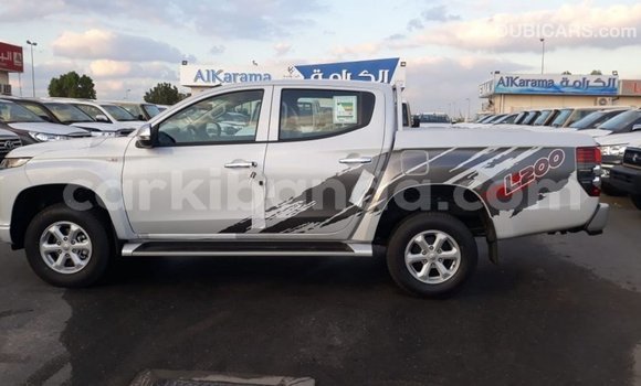 Buy Import Mitsubishi L200 White Car in Import - Dubai in Uganda Buy Import Mitsubishi L200 White Car in Import - Dubai in Uganda