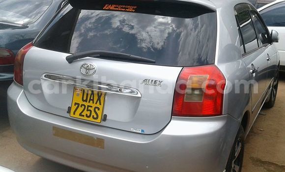 Gura Yakoze Toyota Allex Silver Imodoka i Kampala mu Uganda Gura Yakoze Toyota Allex Silver Imodoka i Kampala mu Uganda