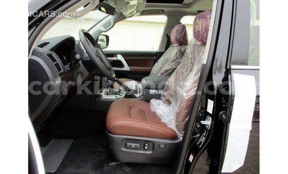 Gura Imported Toyota Land Cruiser Black Imodoka i Import - Dubai mu Uganda Gura Imported Toyota Land Cruiser Black Imodoka i Import - Dubai mu Uganda