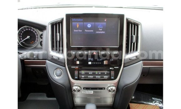 Gura Imported Toyota Land Cruiser Black Imodoka i Import - Dubai mu Uganda Gura Imported Toyota Land Cruiser Black Imodoka i Import - Dubai mu Uganda