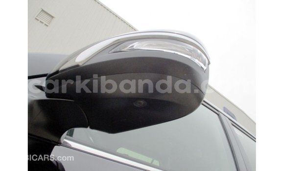 Gura Imported Toyota Land Cruiser Black Imodoka i Import - Dubai mu Uganda Gura Imported Toyota Land Cruiser Black Imodoka i Import - Dubai mu Uganda