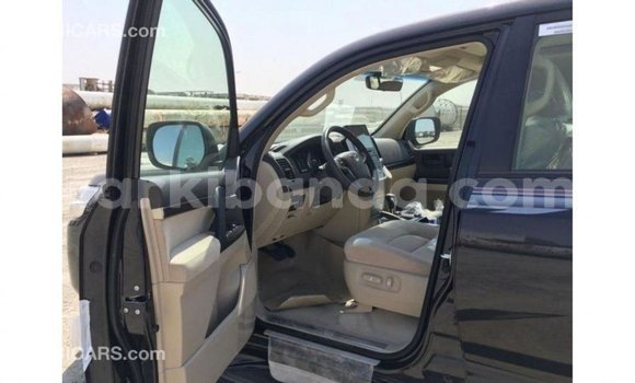 Buy Import Toyota Land Cruiser Black Car in Import - Dubai in Uganda Buy Import Toyota Land Cruiser Black Car in Import - Dubai in Uganda