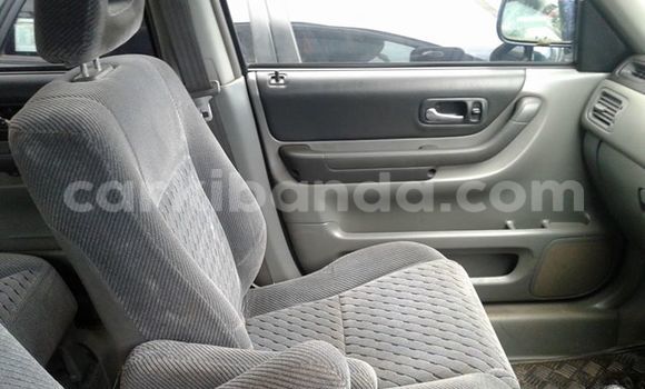 Gura Yakoze Honda CR–V Blue Imodoka i Kampala mu Uganda Gura Yakoze Honda CR–V Blue Imodoka i Kampala mu Uganda