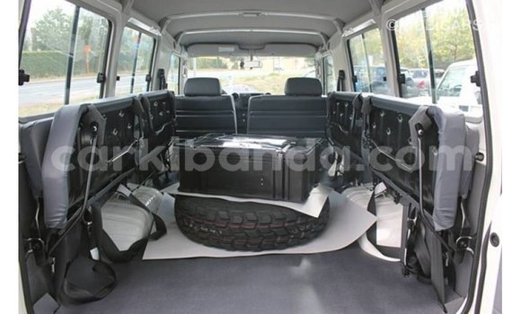 Buy Import Toyota Land Cruiser White Car in Import - Dubai in Uganda Buy Import Toyota Land Cruiser White Car in Import - Dubai in Uganda