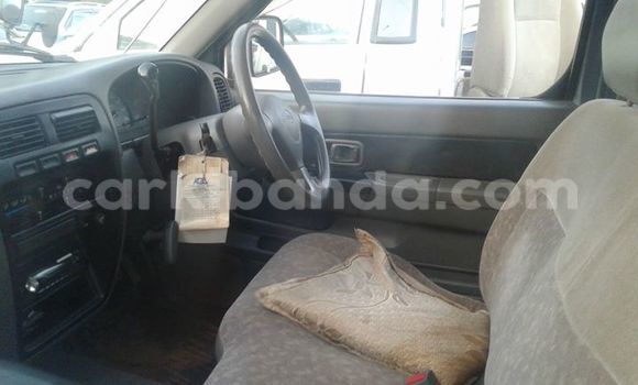 Gura Yakoze Nissan Pickup Black Imodoka i Kampala mu Uganda Gura Yakoze Nissan Pickup Black Imodoka i Kampala mu Uganda