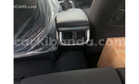 Gura Imported Toyota Hilux Black Imodoka i Import - Dubai mu Uganda Gura Imported Toyota Hilux Black Imodoka i Import - Dubai mu Uganda