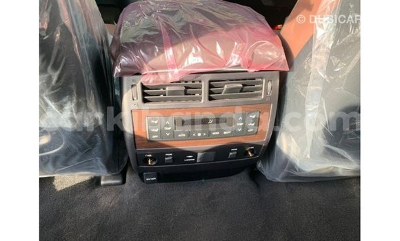 Gura Imported Toyota Land Cruiser Black Imodoka i Import - Dubai mu Uganda Gura Imported Toyota Land Cruiser Black Imodoka i Import - Dubai mu Uganda