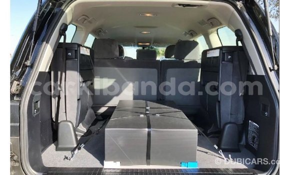 Gura Imported Toyota Land Cruiser Black Imodoka i Import - Dubai mu Uganda Gura Imported Toyota Land Cruiser Black Imodoka i Import - Dubai mu Uganda
