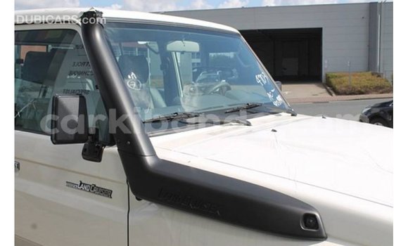Buy Import Toyota Land Cruiser White Car in Import - Dubai in Uganda Buy Import Toyota Land Cruiser White Car in Import - Dubai in Uganda