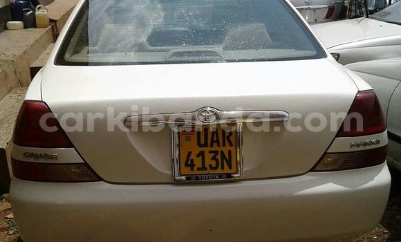 Gura Yakoze Toyota Mark II White Imodoka i Kampala mu Uganda Gura Yakoze Toyota Mark II White Imodoka i Kampala mu Uganda