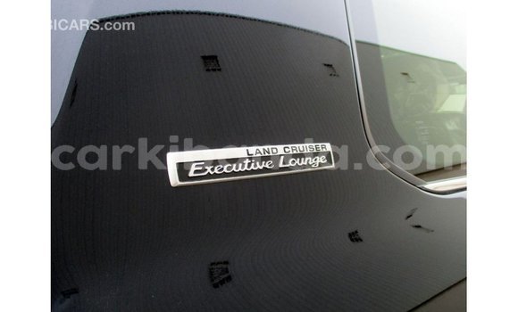 Gura Imported Toyota Land Cruiser Black Imodoka i Import - Dubai mu Uganda Gura Imported Toyota Land Cruiser Black Imodoka i Import - Dubai mu Uganda