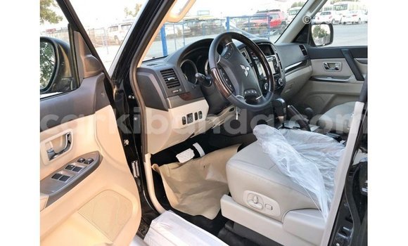 Buy Import Mitsubishi Pajero Black Car in Import - Dubai in Uganda Buy Import Mitsubishi Pajero Black Car in Import - Dubai in Uganda