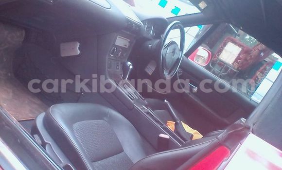 Gura Yakoze BMW Z3 Red Imodoka i Kampala mu Uganda Gura Yakoze BMW Z3 Red Imodoka i Kampala mu Uganda