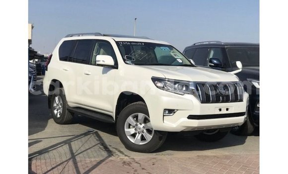Gura Imported Toyota Prado White Imodoka i Import - Dubai mu Uganda Gura Imported Toyota Prado White Imodoka i Import - Dubai mu Uganda