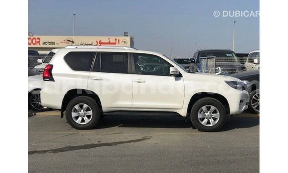 Gura Imported Toyota Prado White Imodoka i Import - Dubai mu Uganda Gura Imported Toyota Prado White Imodoka i Import - Dubai mu Uganda