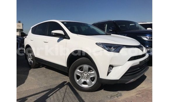 Buy Import Toyota 4Runner White Car in Import - Dubai in Uganda Buy Import Toyota 4Runner White Car in Import - Dubai in Uganda
