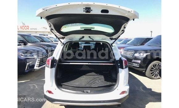 Buy Import Toyota 4Runner White Car in Import - Dubai in Uganda Buy Import Toyota 4Runner White Car in Import - Dubai in Uganda