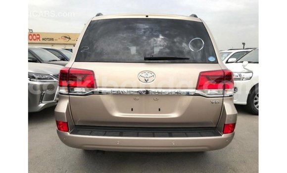 Nunua Imported Toyota Land Cruiser Nyingine Gari ndani ya Import - Dubai nchini Uganda Nunua Imported Toyota Land Cruiser Nyingine Gari ndani ya Import - Dubai nchini Uganda