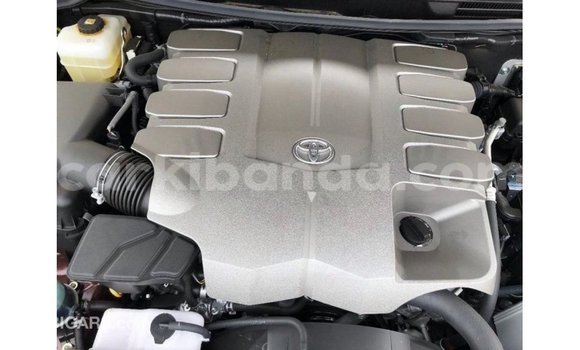 Nunua Imported Toyota Land Cruiser Nyingine Gari ndani ya Import - Dubai nchini Uganda Nunua Imported Toyota Land Cruiser Nyingine Gari ndani ya Import - Dubai nchini Uganda
