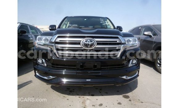 Gura Imported Toyota Land Cruiser Black Imodoka i Import - Dubai mu Uganda Gura Imported Toyota Land Cruiser Black Imodoka i Import - Dubai mu Uganda