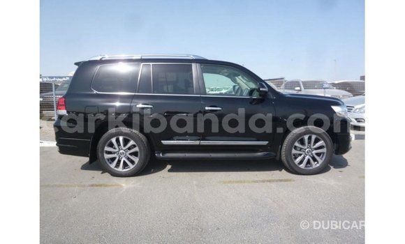 Gura Imported Toyota Land Cruiser Black Imodoka i Import - Dubai mu Uganda Gura Imported Toyota Land Cruiser Black Imodoka i Import - Dubai mu Uganda