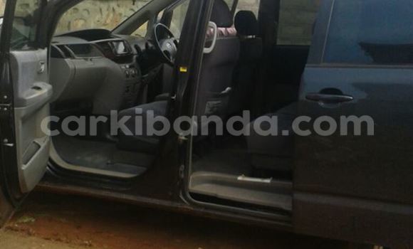 Acheter Occasion Voiture Toyota Noah Noir à Kampala, Ouganda Acheter Occasion Voiture Toyota Noah Noir à Kampala, Ouganda