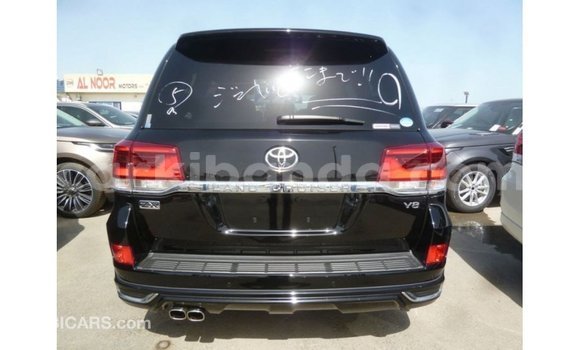 Gura Imported Toyota Land Cruiser Black Imodoka i Import - Dubai mu Uganda Gura Imported Toyota Land Cruiser Black Imodoka i Import - Dubai mu Uganda