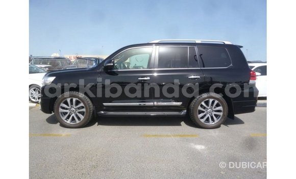 Gura Imported Toyota Land Cruiser Black Imodoka i Import - Dubai mu Uganda Gura Imported Toyota Land Cruiser Black Imodoka i Import - Dubai mu Uganda