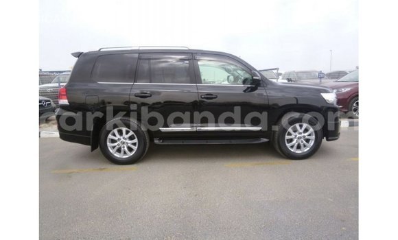 Acheter Import Voiture Toyota Land Cruiser Noir à Import - Dubai, Ouganda Acheter Import Voiture Toyota Land Cruiser Noir à Import - Dubai, Ouganda
