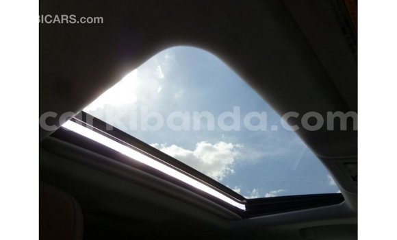 Gura Imported Toyota Land Cruiser Red Imodoka i Import - Dubai mu Uganda Gura Imported Toyota Land Cruiser Red Imodoka i Import - Dubai mu Uganda