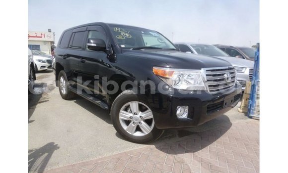 Gura Imported Toyota Land Cruiser Black Imodoka i Import - Dubai mu Uganda Gura Imported Toyota Land Cruiser Black Imodoka i Import - Dubai mu Uganda