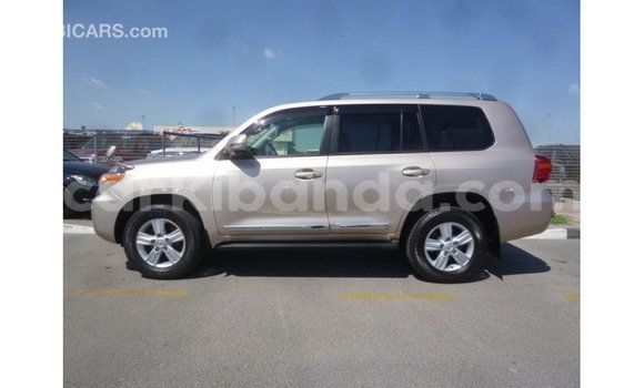 Gura Imported Toyota Land Cruiser Other Imodoka i Import - Dubai mu Uganda Gura Imported Toyota Land Cruiser Other Imodoka i Import - Dubai mu Uganda