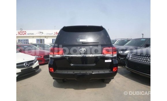 Gura Imported Toyota Land Cruiser Black Imodoka i Import - Dubai mu Uganda Gura Imported Toyota Land Cruiser Black Imodoka i Import - Dubai mu Uganda