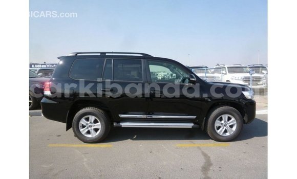 Gura Imported Toyota Land Cruiser Black Imodoka i Import - Dubai mu Uganda Gura Imported Toyota Land Cruiser Black Imodoka i Import - Dubai mu Uganda
