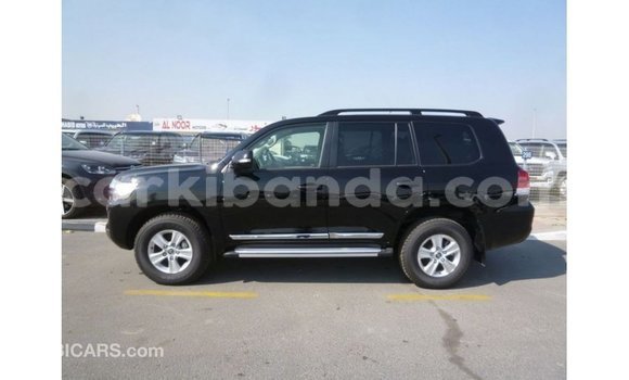 Gura Imported Toyota Land Cruiser Black Imodoka i Import - Dubai mu Uganda Gura Imported Toyota Land Cruiser Black Imodoka i Import - Dubai mu Uganda