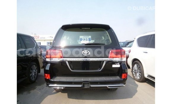 Gura Imported Toyota Land Cruiser Black Imodoka i Import - Dubai mu Uganda Gura Imported Toyota Land Cruiser Black Imodoka i Import - Dubai mu Uganda