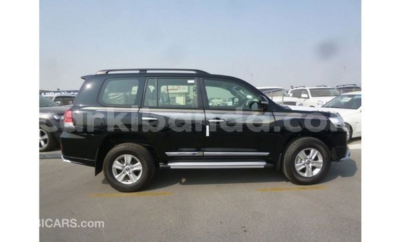 Nunua Imported Toyota Land Cruiser Nyeusi Gari ndani ya Import - Dubai nchini Uganda Nunua Imported Toyota Land Cruiser Nyeusi Gari ndani ya Import - Dubai nchini Uganda