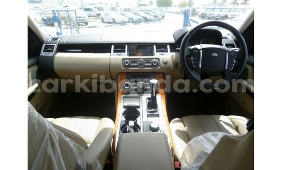 Acheter Import Voiture Land Rover Range Rover Autre à Import - Dubai, Ouganda Acheter Import Voiture Land Rover Range Rover Autre à Import - Dubai, Ouganda