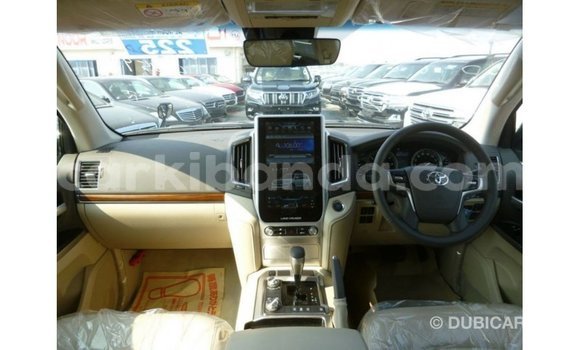 Gura Imported Toyota Land Cruiser Black Imodoka i Import - Dubai mu Uganda Gura Imported Toyota Land Cruiser Black Imodoka i Import - Dubai mu Uganda