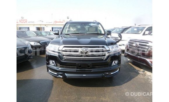 Gura Imported Toyota Land Cruiser Black Imodoka i Import - Dubai mu Uganda Gura Imported Toyota Land Cruiser Black Imodoka i Import - Dubai mu Uganda