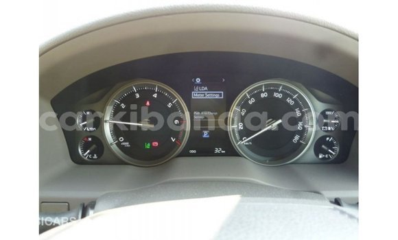 Gura Imported Toyota Land Cruiser Black Imodoka i Import - Dubai mu Uganda Gura Imported Toyota Land Cruiser Black Imodoka i Import - Dubai mu Uganda