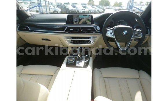 Nunua Imported BMW Z3 Nyeusi Gari ndani ya Import - Dubai nchini Uganda Nunua Imported BMW Z3 Nyeusi Gari ndani ya Import - Dubai nchini Uganda