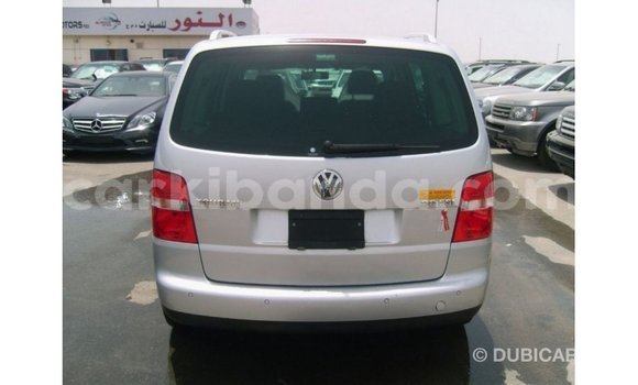 Gura Imported Volkswagen Touran Other Imodoka i Import - Dubai mu Uganda Gura Imported Volkswagen Touran Other Imodoka i Import - Dubai mu Uganda