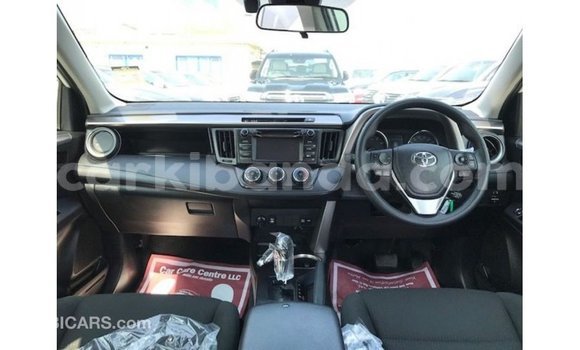Nunua Imported Toyota 4Runner Nyeupe Gari ndani ya Import - Dubai nchini Uganda Nunua Imported Toyota 4Runner Nyeupe Gari ndani ya Import - Dubai nchini Uganda