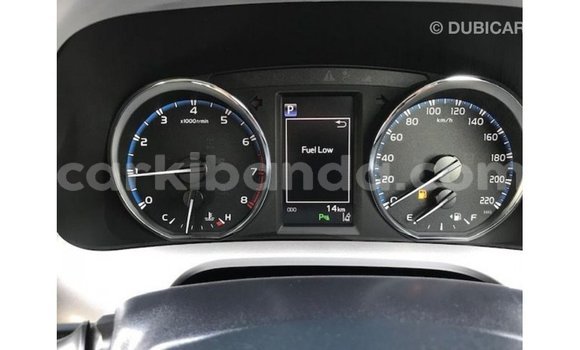 Nunua Imported Toyota 4Runner Nyeupe Gari ndani ya Import - Dubai nchini Uganda Nunua Imported Toyota 4Runner Nyeupe Gari ndani ya Import - Dubai nchini Uganda